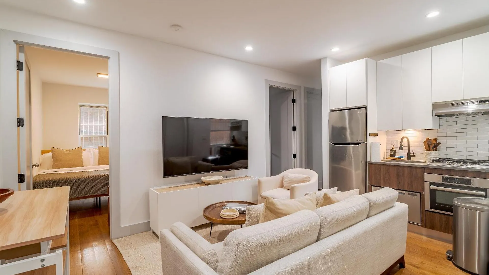Stylish 3Br 2Ba East Village Apartment Steps From Tompkins Square Park New York