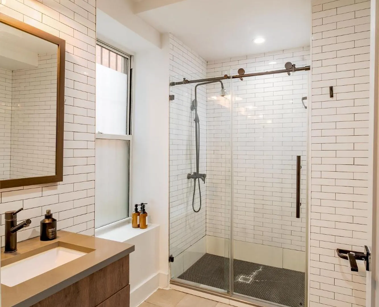 Stylish 3Br 2Ba East Village Apartment Steps From Tompkins Square Park New York
